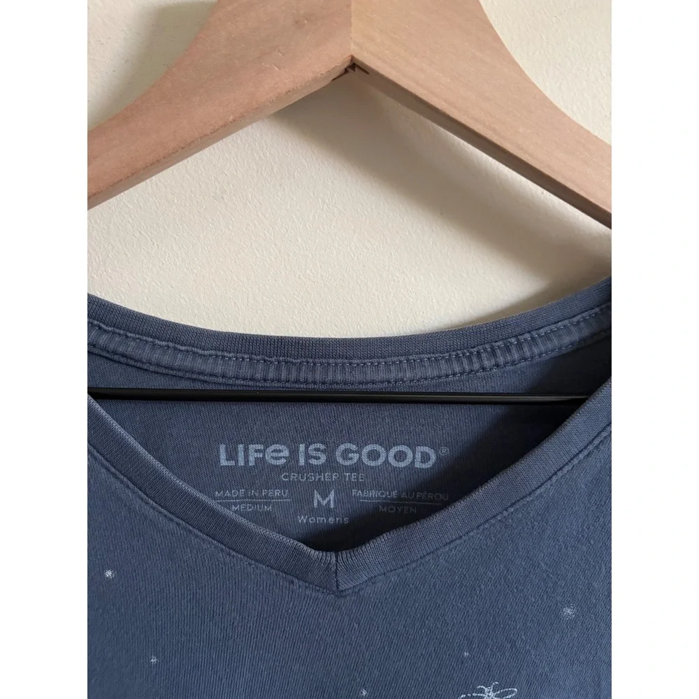Life is Good Crusher Tee Womens Medium Blue Firefly Mason Jar Graphic Shirt